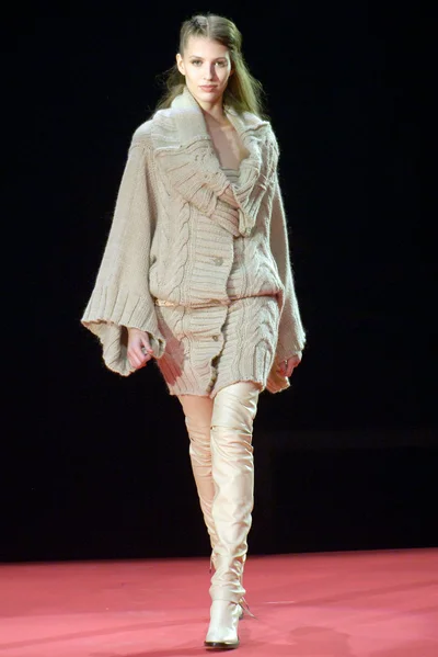 Look 8